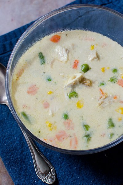 There's nothing better than comfort food that's easy to make and budget friendly. This Creamy Crock Pot Chicken and Rice Soup fits the bill.