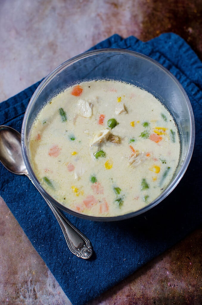 There's nothing better than comfort food that's easy to make and budget friendly. This Creamy Crockpot Chicken and Rice Soup fits the bill. 