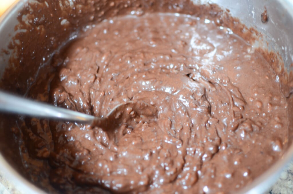 This luscious and healthy, secret ingredient chocolate cake is simply amazing!! 