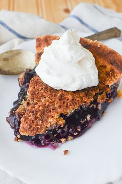 Sweet blueberry pie with a studel topping is yummy twist on the traditional blueberry pie!
