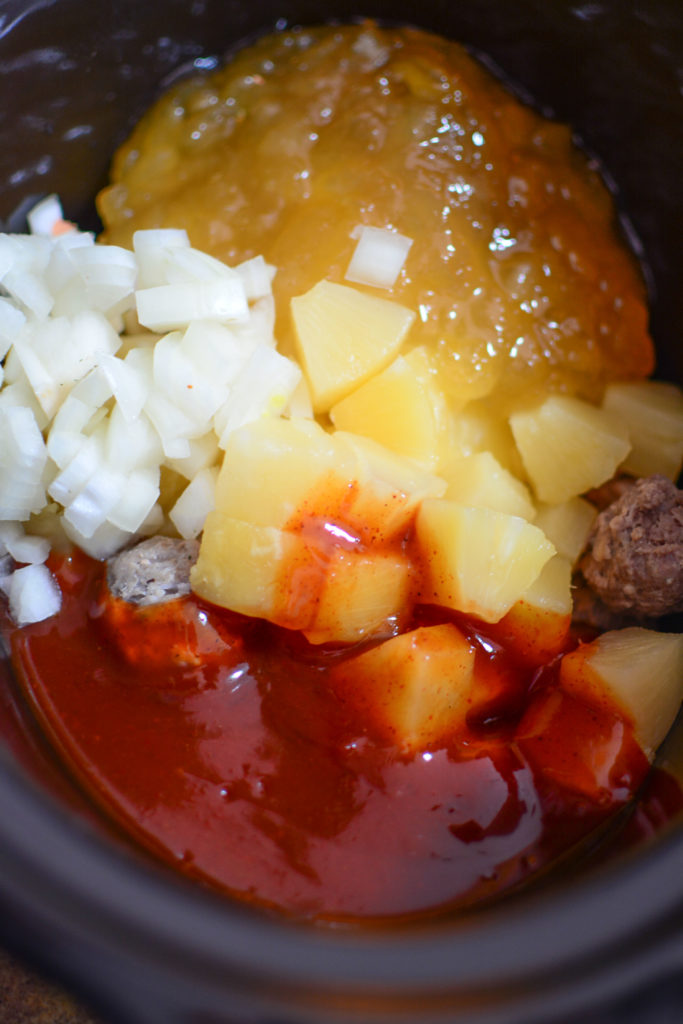 slow cooker pineapple bbq meatballs recipe. Sweet and tangy, fresh and crunchy, this dish is tasty and perfect for make ahead meals!