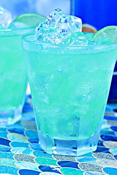Tropical Mermaid Cocktail - 2 glasses with cocktail