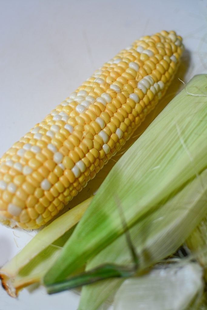 Instant Pot Corn On The Cob With Garlic Butter - Corn ready to cook