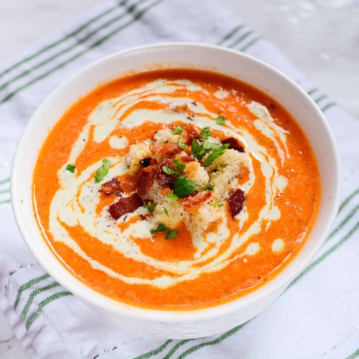 Creamy Blender Tomato and Basil Soup 