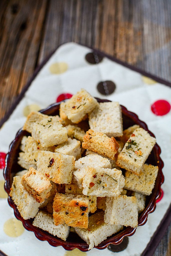 Buttery Garlic Croutons - My Therapist Cooks