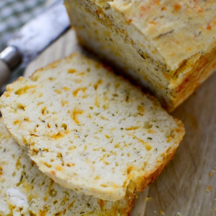 Cheddar N' Dill Bread