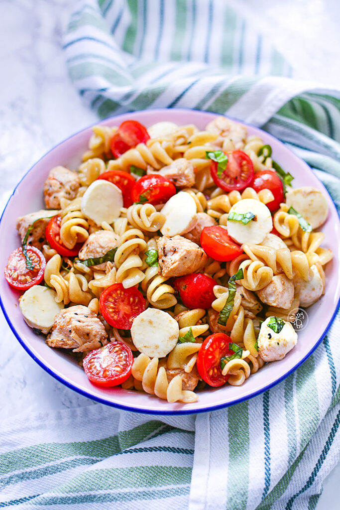 Caprese salad in an enamel bowl.