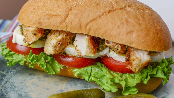 The Best Caprese Chicken Sandwich |