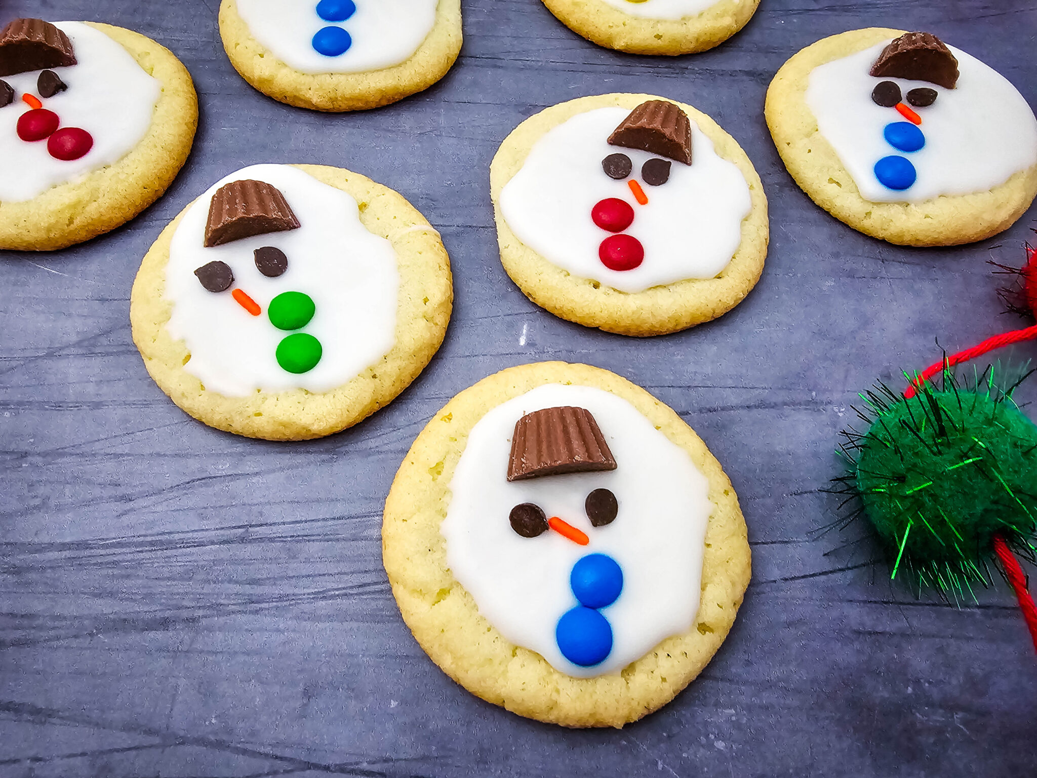 Melted Snowman Sugar Cookies (Ridiculously Cute + Insanely Easy)