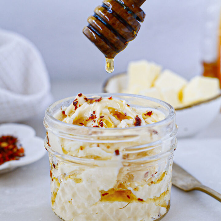Whipped Hot Honey Butter (Easy 5-Minute Recipe)